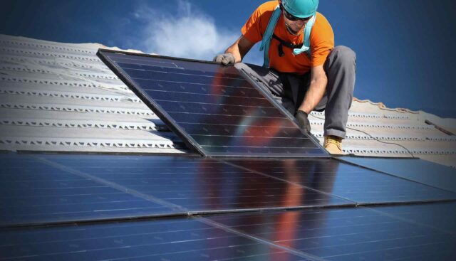 Combien de panneaux solaires pour une maison ?